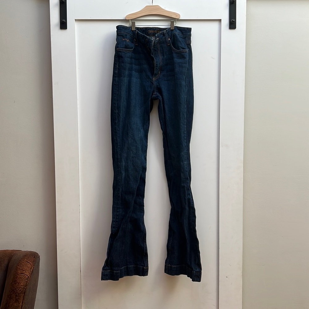 Kimes ranch women’s dark wash Jennifer high rise wide flare 8/36 EUC
